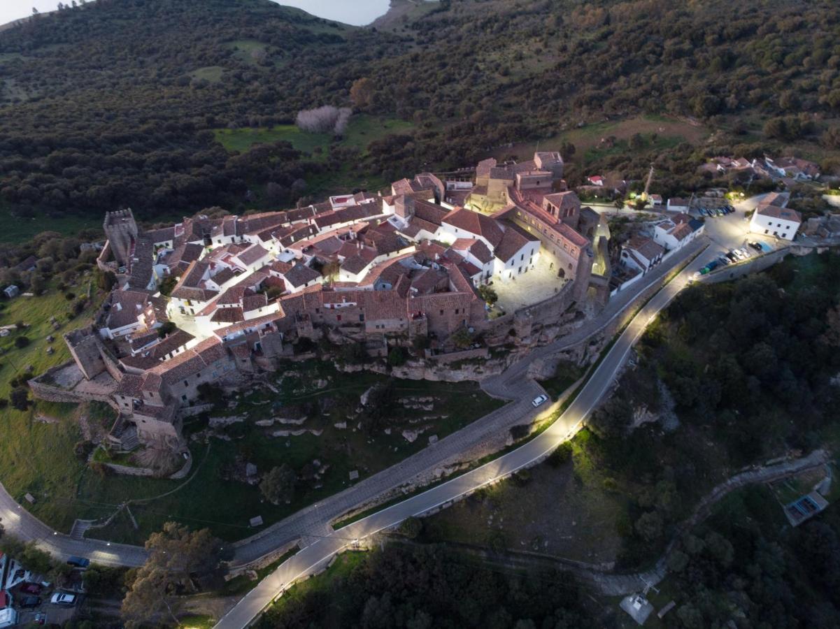 Hotel Tugasa Castillo De Castellar كاستيلار دي لا فرونتيرا المظهر الخارجي الصورة