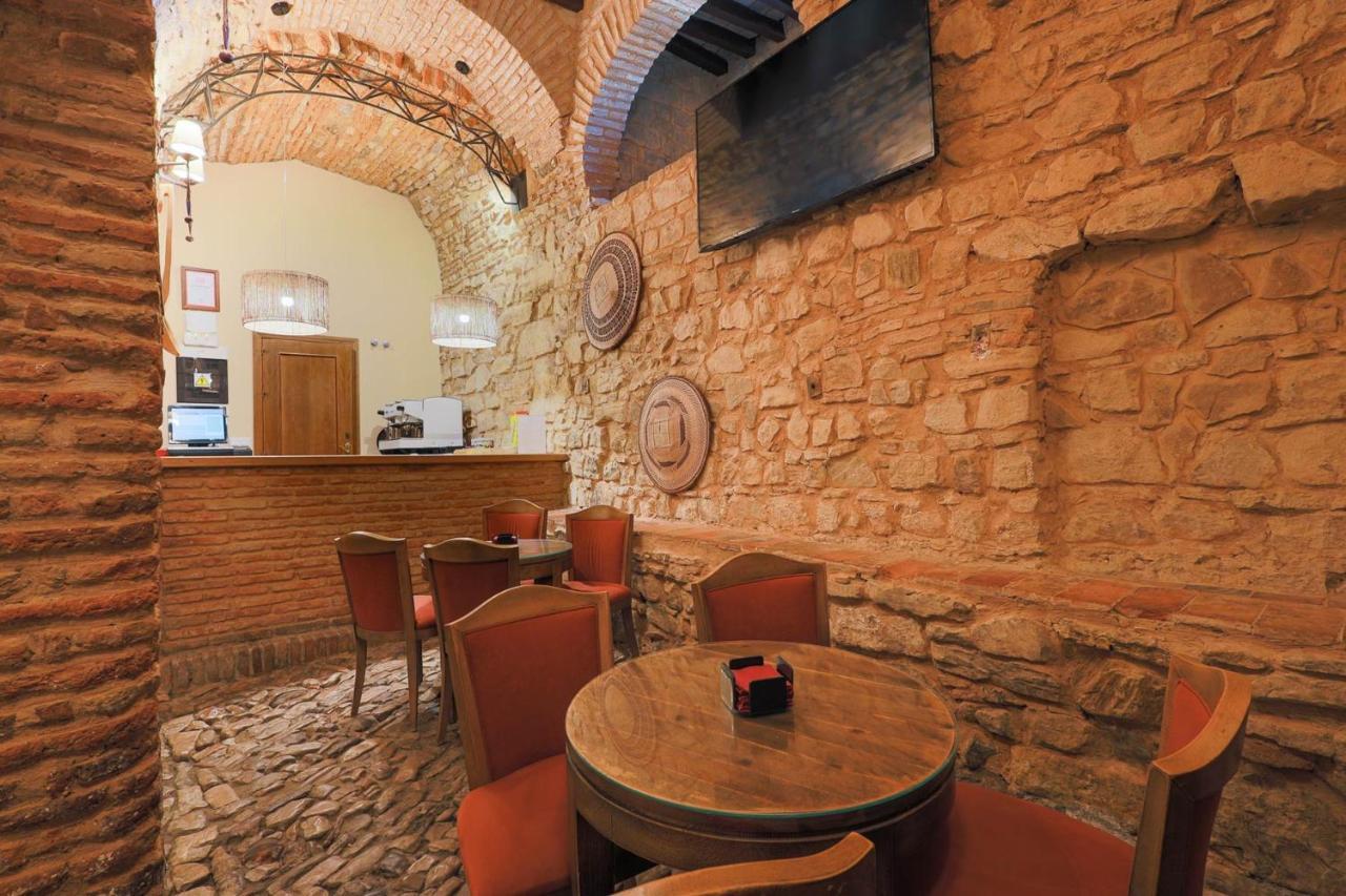 Hotel Tugasa Castillo De Castellar كاستيلار دي لا فرونتيرا المظهر الخارجي الصورة