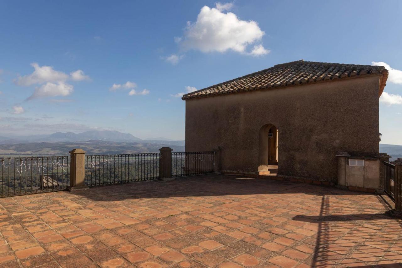 Hotel Tugasa Castillo De Castellar كاستيلار دي لا فرونتيرا المظهر الخارجي الصورة