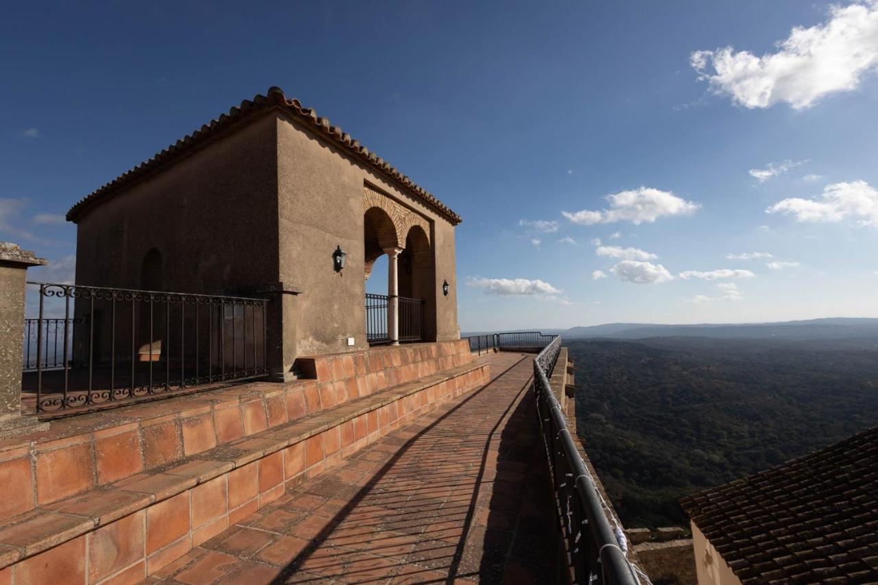 Hotel Tugasa Castillo De Castellar كاستيلار دي لا فرونتيرا المظهر الخارجي الصورة