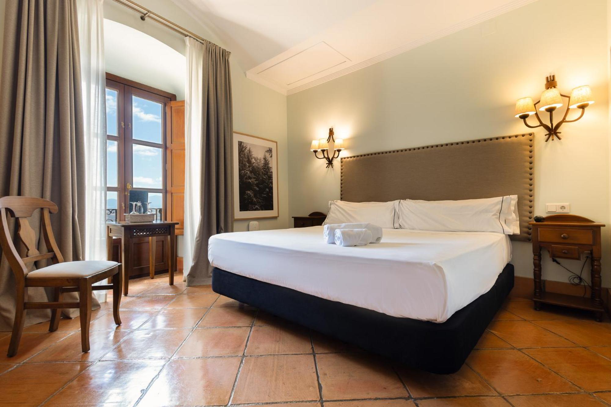 Hotel Tugasa Castillo De Castellar كاستيلار دي لا فرونتيرا المظهر الخارجي الصورة