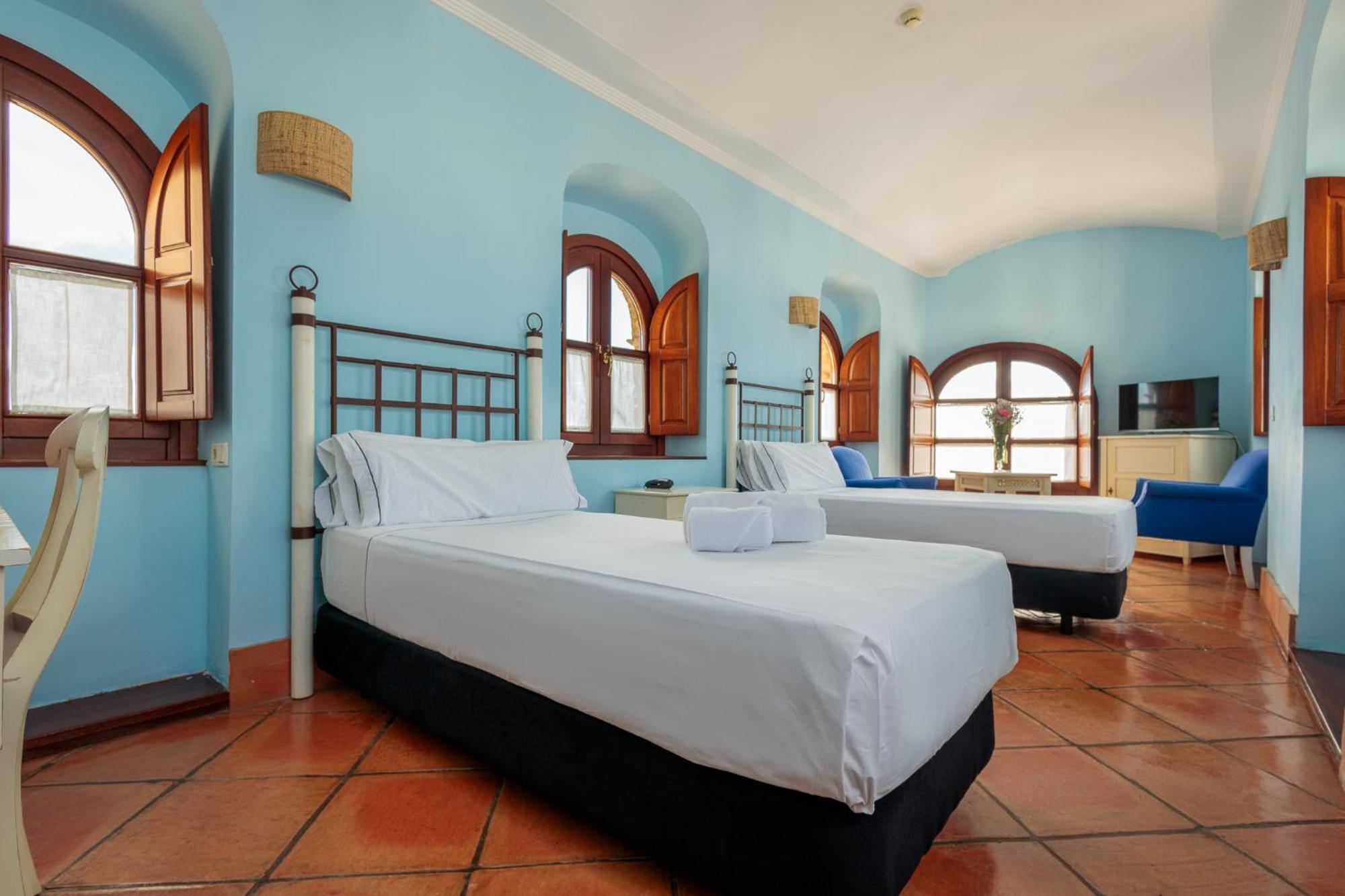 Hotel Tugasa Castillo De Castellar كاستيلار دي لا فرونتيرا المظهر الخارجي الصورة